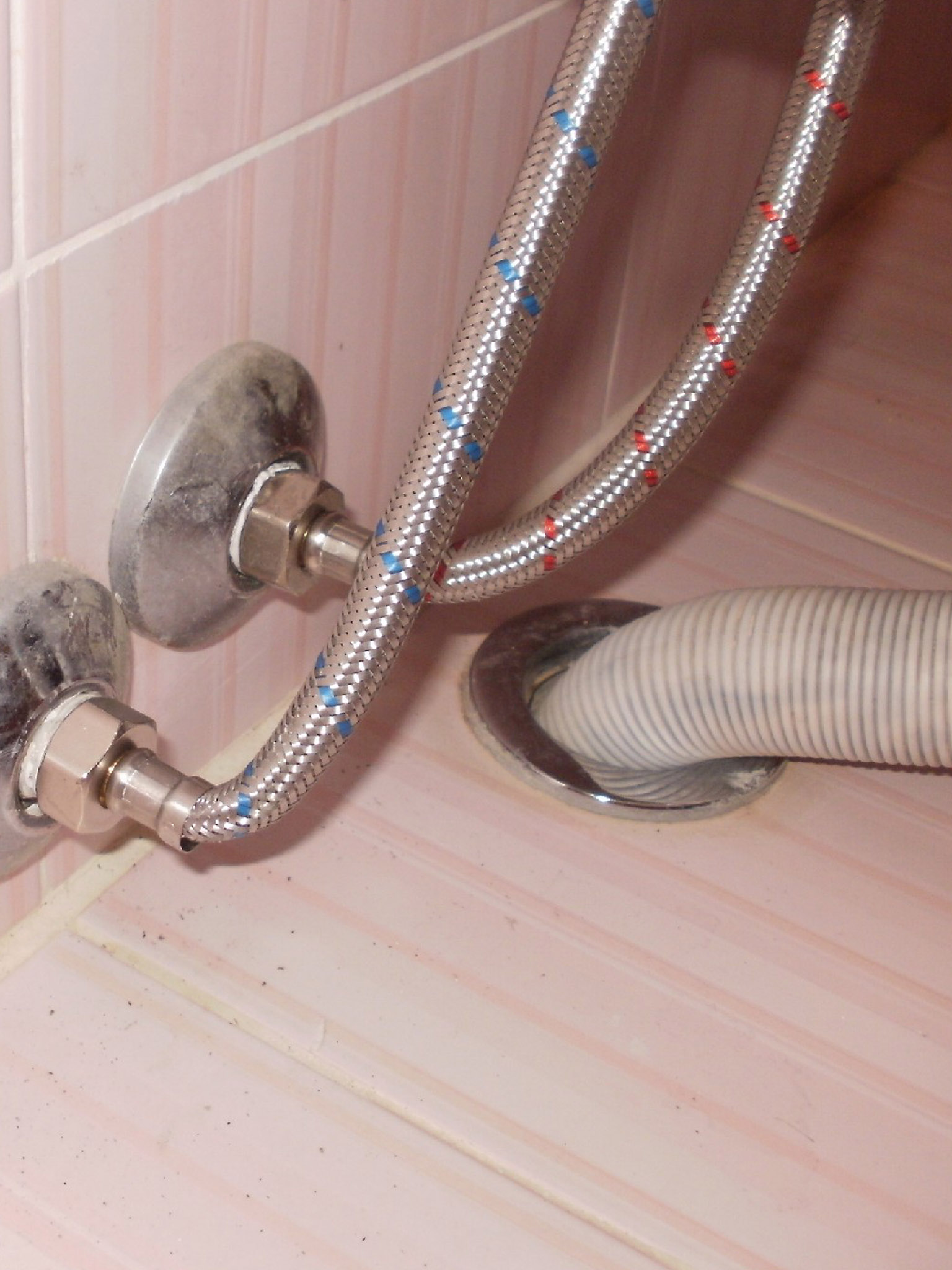 Yağmur Suyu Drenaj Sistemi Temizliği ve Tesisat Bakımı