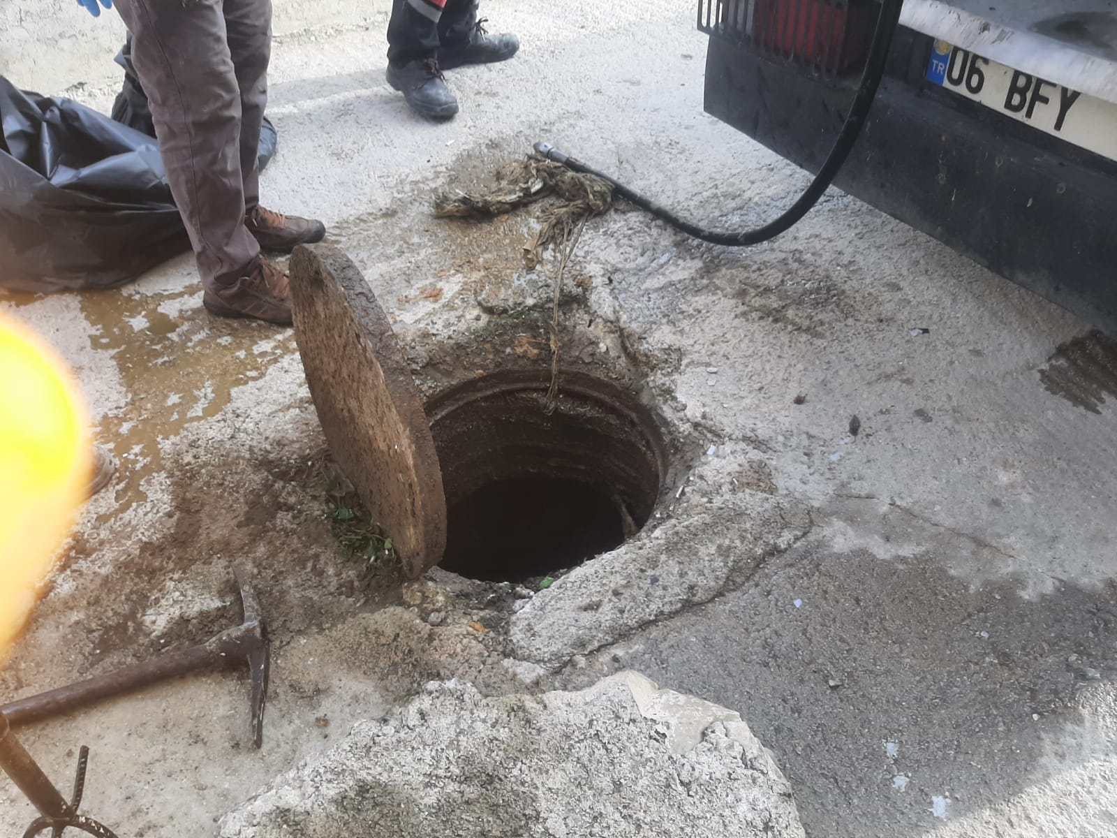 Kanalizasyon Tıkanıklığı Açma ve Rögar Temizliği Hizmeti